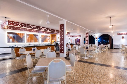 Restaurante principal Hotel Bosques Girardot Restaurante principal Hotel Bosques Girardot