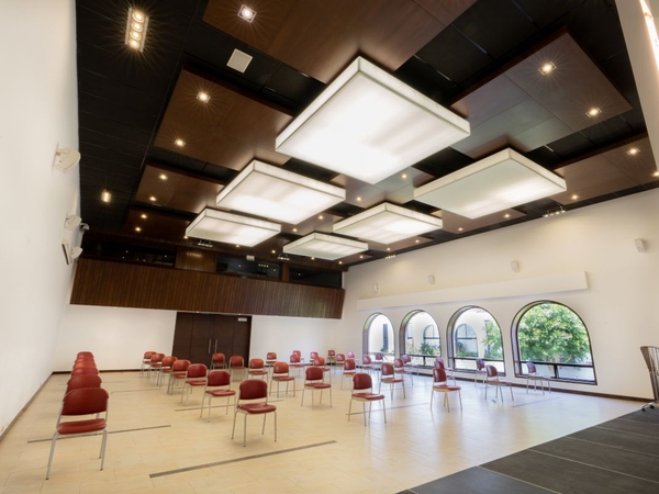 Salón acacias Hotel Lanceros Paipa