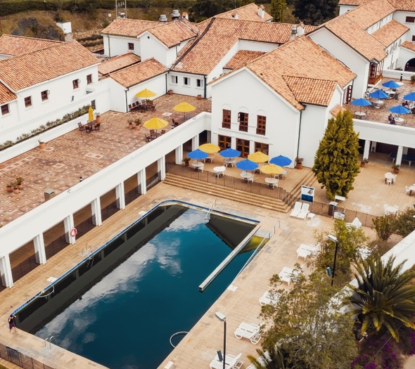 Actividades en el hotel colonial  Cantú Glamping y Cabañas Paipa