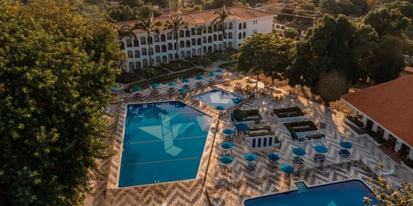 Piscina Hotel Peñalisa en Girardot Piscina Hotel Peñalisa en Girardot