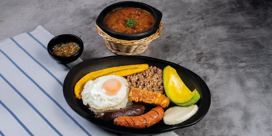 Cazuela de frijoles Hotel Peñalisa Girardot Cazuela de frijoles Hotel Peñalisa Girardot