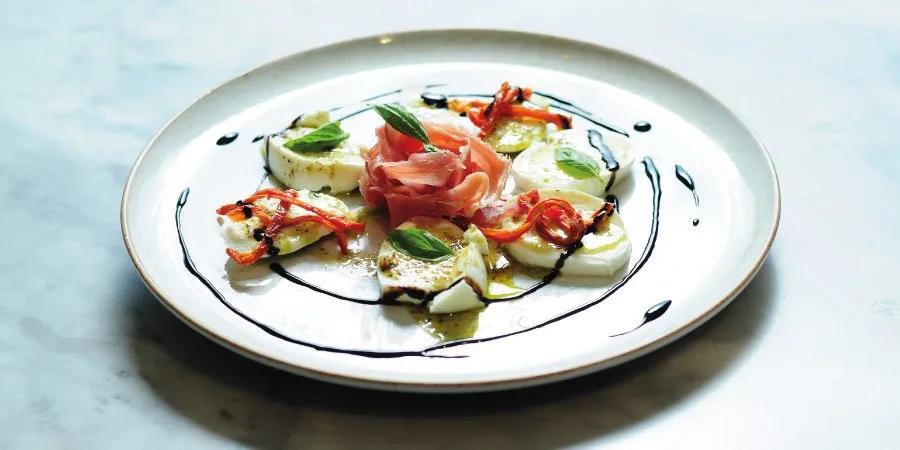 Mozarella e presciutto Hotel Lanceros Paipa Mozarella e presciutto Hotel Lanceros Paipa