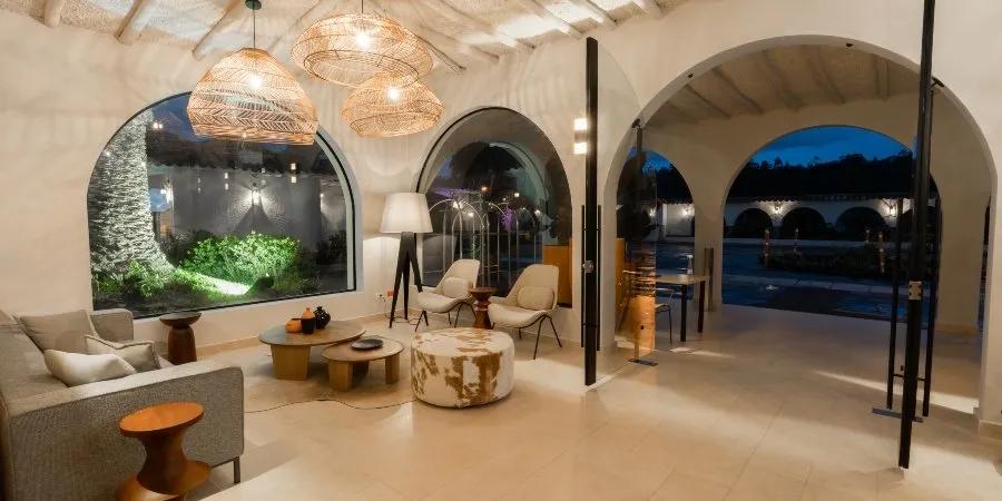 Sala de recepción Hotel Lanceros Paipa Sala de recepción Hotel Lanceros Paipa