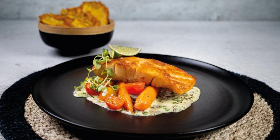 Corvina en mantequilla de cilantro y tomillo Hotel Peñalisa Girardot Corvina en mantequilla de cilantro y tomillo Hotel Peñalisa Girardot