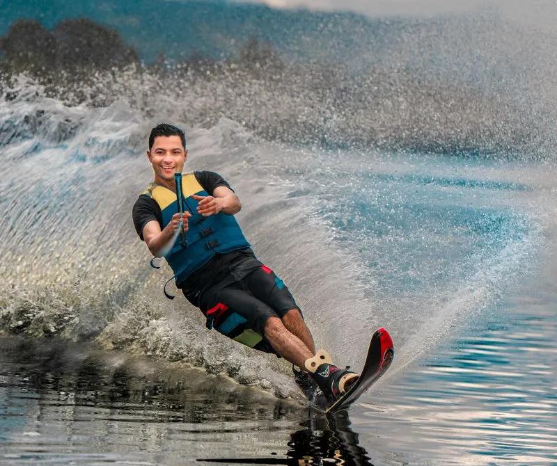 Esquí acuático Hoteles Colsubsidio Esquí acuático Hoteles Colsubsidio