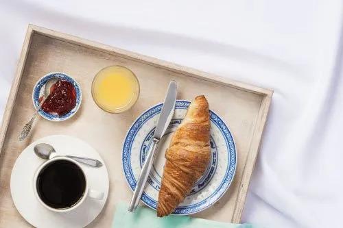 Servicio a la habitación Hoteles Colsubsidio Servicio a la habitación Hoteles Colsubsidio