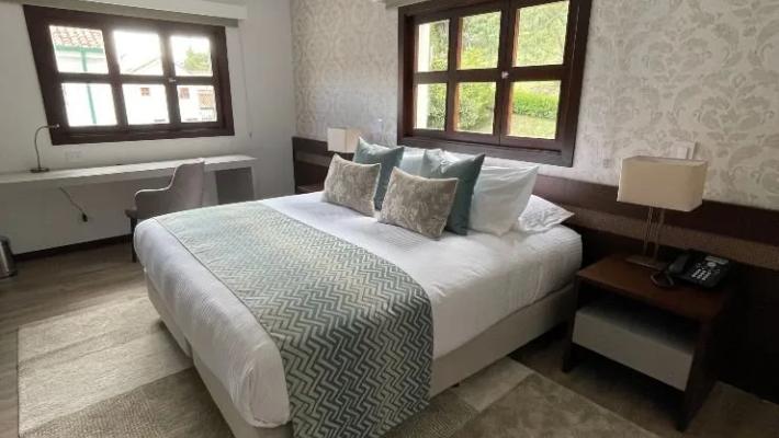 Habitación Superior Hotel Colonial Paipa Habitación Superior Hotel Colonial Paipa